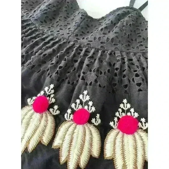 Anthropologie Sz 4 Catrina Cami Top Black Embroidered Boho Festival Western - Picture 9 of 11